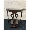 Image 1 : Middle Sex Strathroy Semi Circle Half Circle Hallway Table Entryway Table