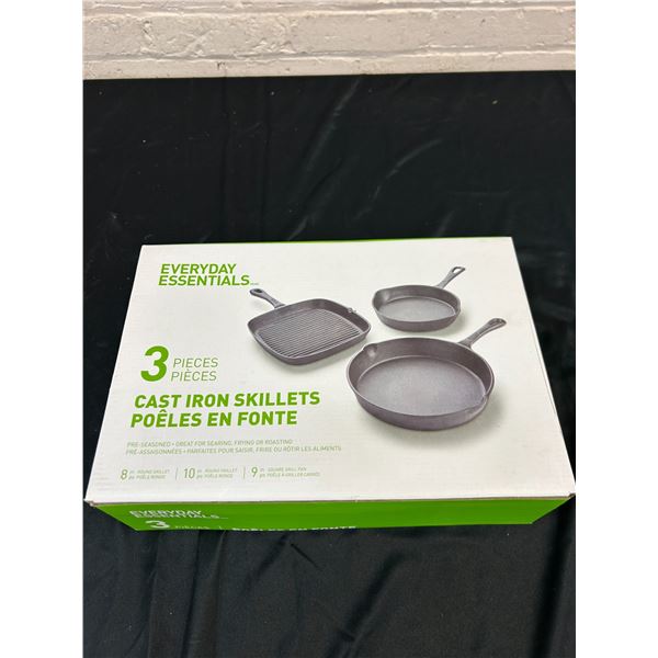 Box of 3 Cast Iron Skillets Pans NEW/RETURN