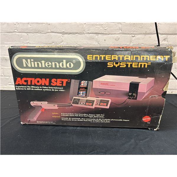 1988 Nintendo NES Rare Grey Zapper Action Set Canadian.Mattel. In Box  1st Print. Works.