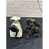 Image 2 : Lot of 2 Vintage Robots AcroBot and Gorilla 56