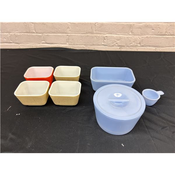 Pyrex Blue Delphite Loaf Dish, Small Measuring Cup and Covered Dish, 4 Pyrex Fridge Storage pcs