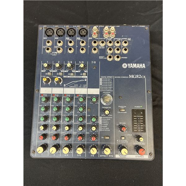 Yamaha MG82CX Mixing Console