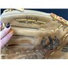Image 4 : Rawling and Wilson Baseball Gloves