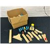 Image 1 : Box of Thomas The Tank Engine Wooden Tracks, Carts, Pieces