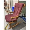 Image 3 : Vintage Wooden Rocking Chair with Cushion