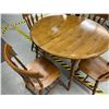 Image 3 : Vintage Made in Canada Wooden Kitchen Table 4 Person Seating
