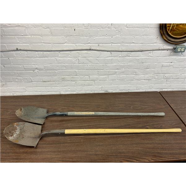 Lot of 2 Spades