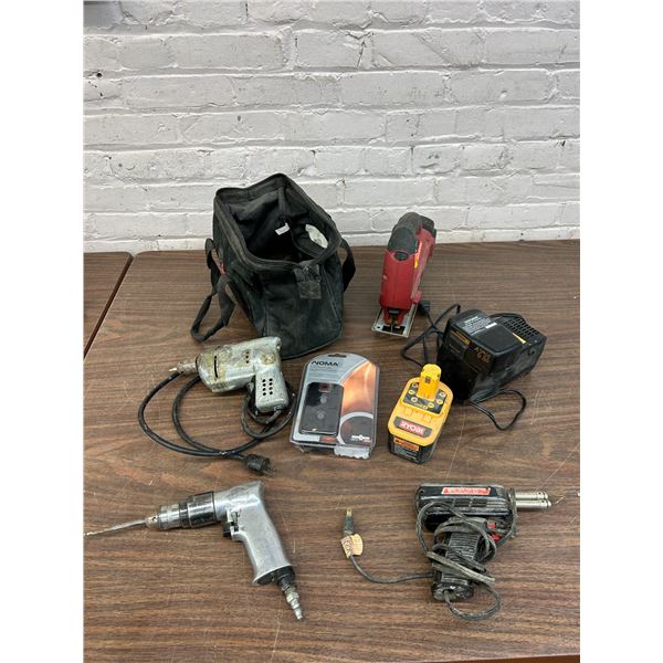 Lot of Electric Power Tools, Drills, Soldering Gun, Battery Charger, Skil Saw, etc