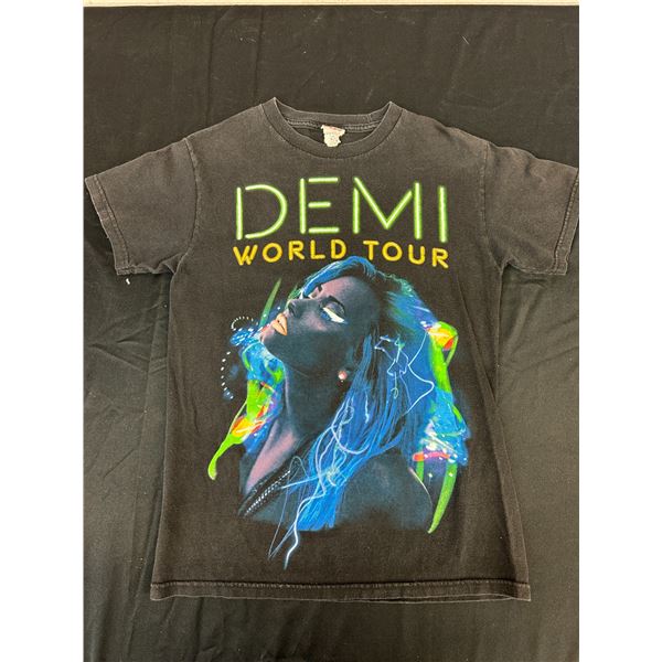 Size S Demi Lovato World Tour Band Tee 2014