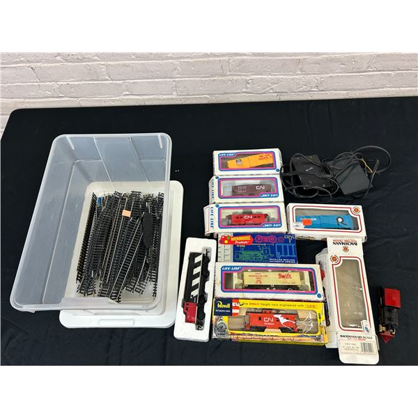 Lot of HO Scale Trains and Tracks Bachmann, etc