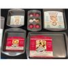 Image 3 : Lot of 7 Baker's Choice and Wilton Baking Trays, Cupcake Pans, etc NEW