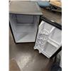 Image 2 : Danby Mini Fridge Model DAR026A1BDD