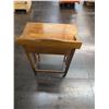 Image 6 : Antique Oak Side/Writing Table w/Drawer