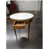 Image 2 : VINTAGE MARBLE TOP FRENCH BOUILLOTTE TABLE WITH BRASS GALLERY
