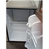 Image 2 : Danby Mini Fridge Model DAR026A1BDD
