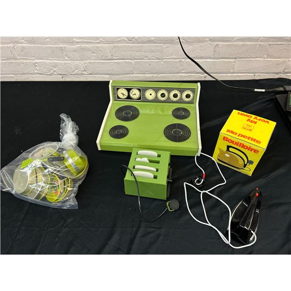 Kids Pretend Play Vintage Stove, Toaster, Kettle and Iron, Pots Pans