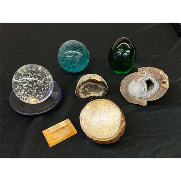 Lot of Geodes, Art Glass Paperweights