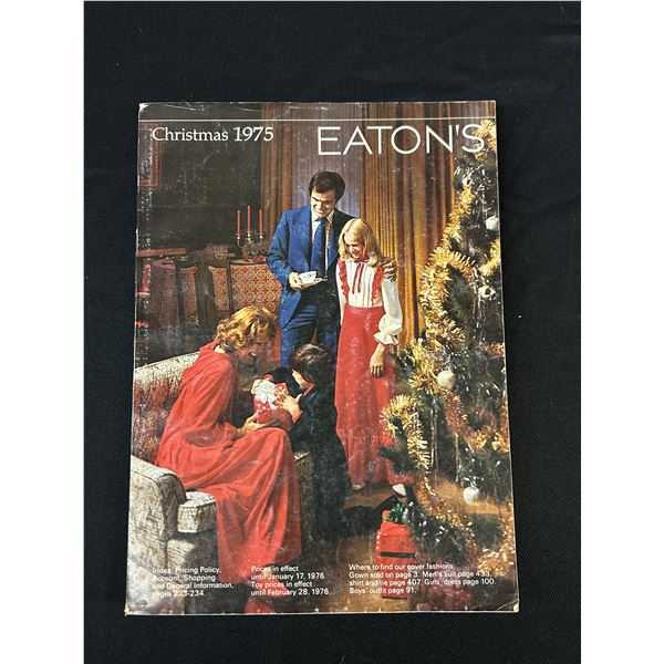 **1975** Eaton's Christmas Catalog TOYS, HOME DECOR, ETC.