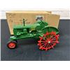 Image 2 : Scale Models Oliver 80 Row Crop Tractor #709 #2 Spe Ed made USA 1/16