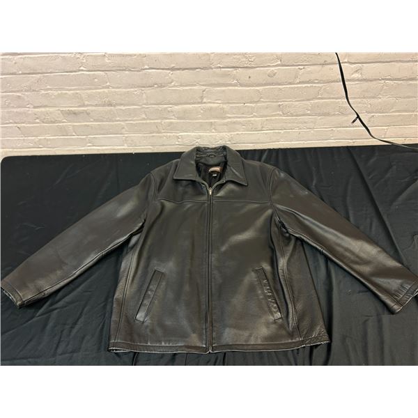 Danier Size 2XL Men's Black Leather Jacket