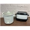 Image 1 : Lot of 2 Kitchen Rice Cooker and West Bend Slow Cooker