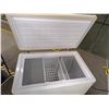 Image 4 : Danby Chest Freezer Model DCF550W 2007