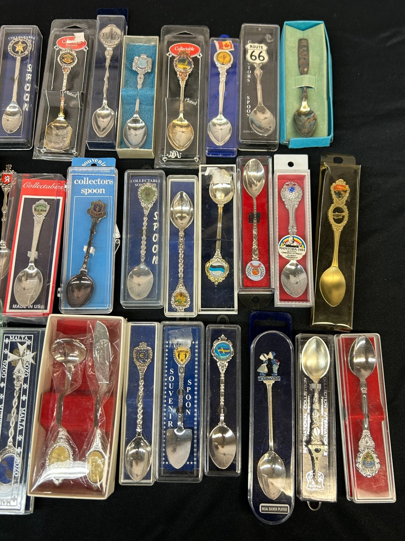 Lot Of 36 Collectible Souvenir Spoons lot-of-36-collectible-souvenir-spoons