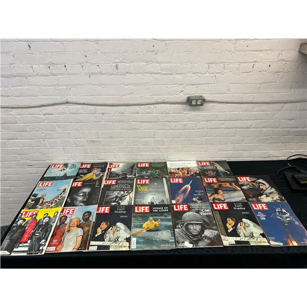 Lot of 20 LIFE Magazines circa 1960s