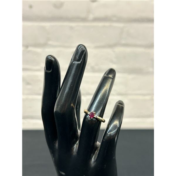 10k Yellow Gold Ring Synthetic Ruby, 2 Small Diamonds, 1.28 grams, Size 5.5
