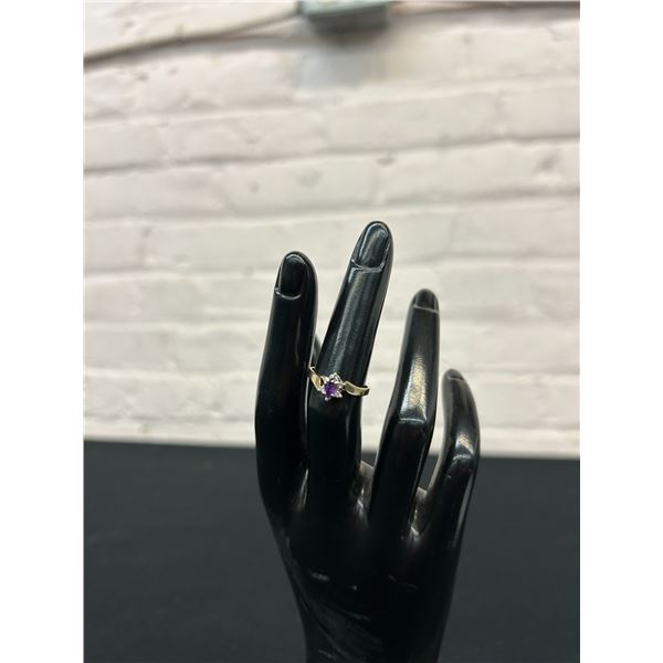 10k Gold Dinner Style Ring Amethyst and Small Diamonds, 1.5grams, Size 5.5