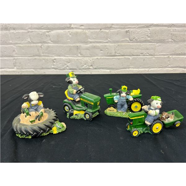 Lot of 4 Mary's Moo Moos Polystone Figurines (some chips / damage) 3" to 4" tall