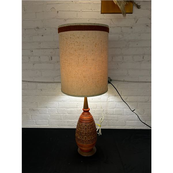 Ceramic Base Beige and Orange Table Lamp *works 40"