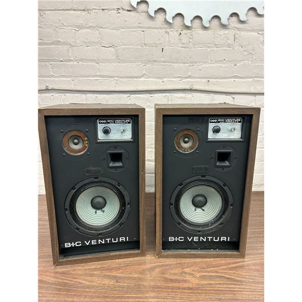 Bic Venturi Model Formula 2 Speakers