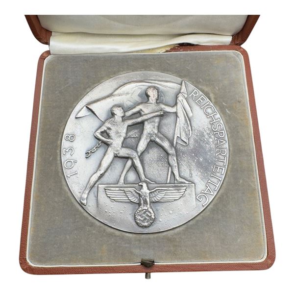Third Reich Reichsparteitag 1938 Table Medal with Case