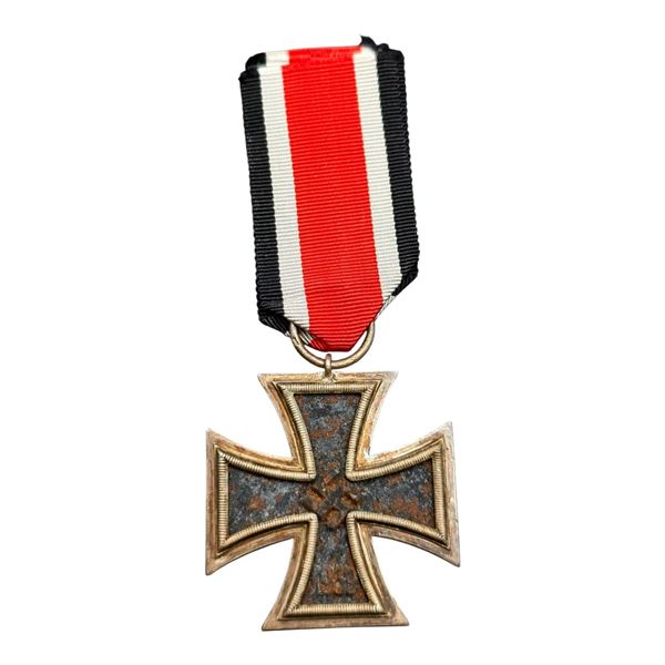 Third Reich 1939 Iron Cross 2nd Class