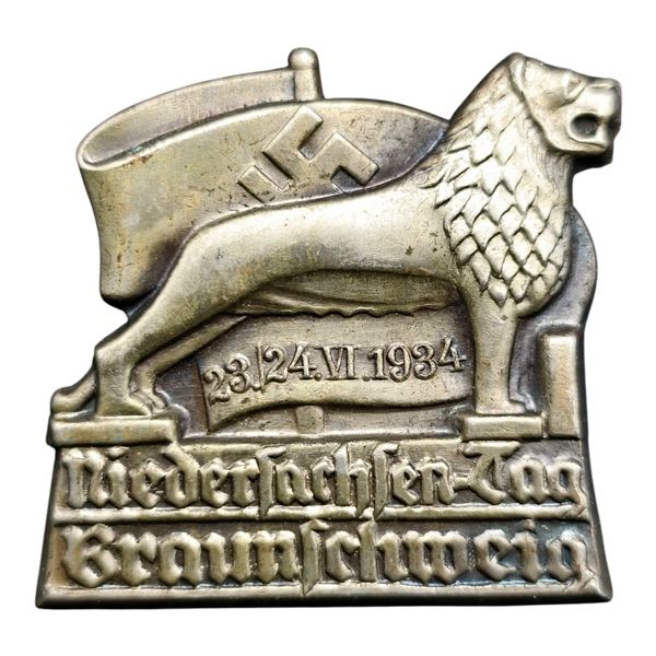 Third Reich Nazi Niedersachsen Tag Braunschweig Tinnie Badge
