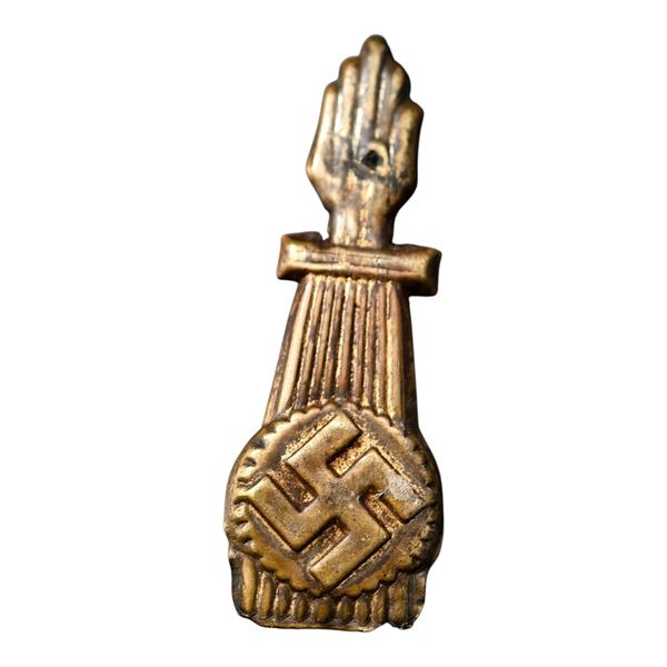 Third Reich Nazi Unknown Tinnie Badge