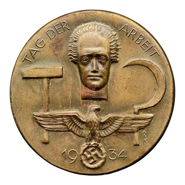 Third Reich Tag der Arbeit 1934 Tinnie Badge