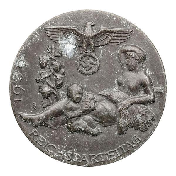 Third Reich Nazi Reichsparteitag 1939 Tinnie Badge