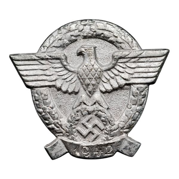 Third Reich Nazi 1942 Tinnie Badge