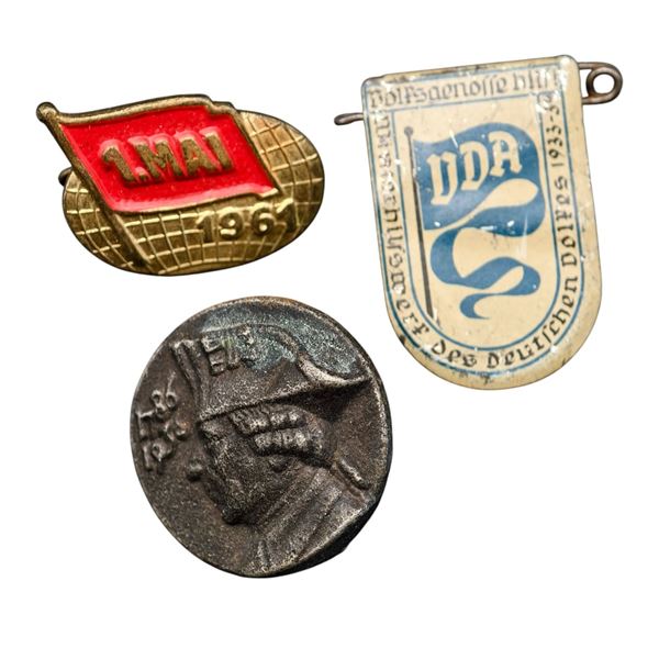 Third Reich Nazi Standard Pin Badge