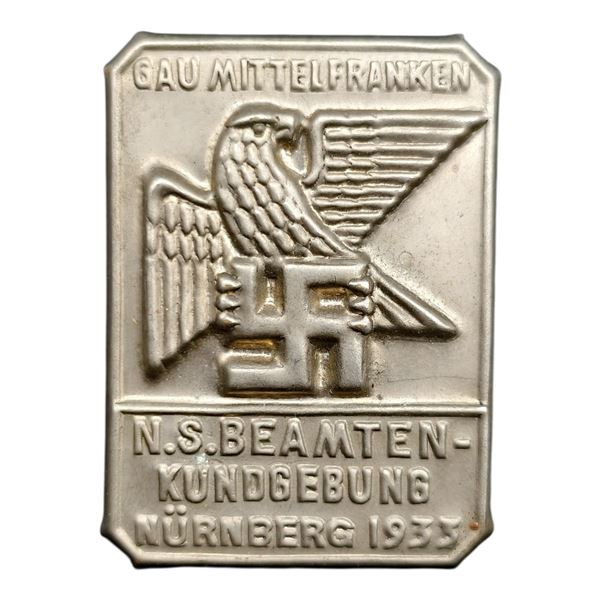 Third Reich Nazi NSDAP Nuremberg 1933 Tinnie Badge