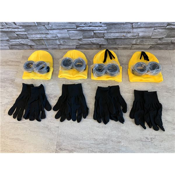 Minions Toques - Goggles - Gloves x 4