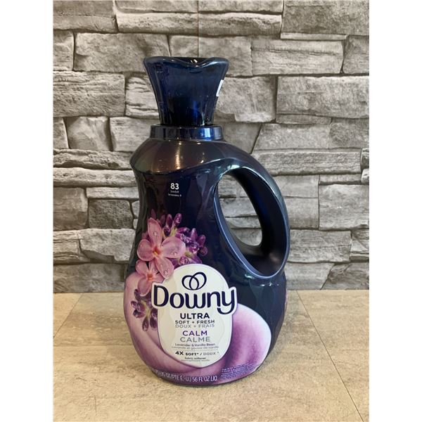Downy Ultra Soft & Fresh Calm Lavender And Vanilla Bean Fabric Softner 1.66L - 83 Loads