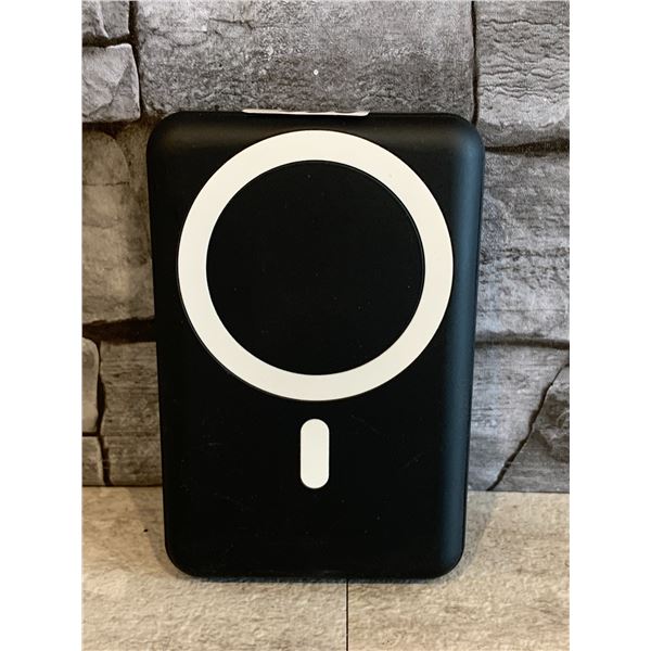 Magnetic Wireless USB C Power Bank With Stand 10000mAh