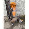 Image 7 : Dyson Ball Upright Vacuum Cleaner