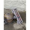 Image 9 : Dyson Ball Upright Vacuum Cleaner