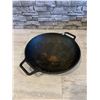 Image 5 : Lodge 14 Inch Cast Iron Wok