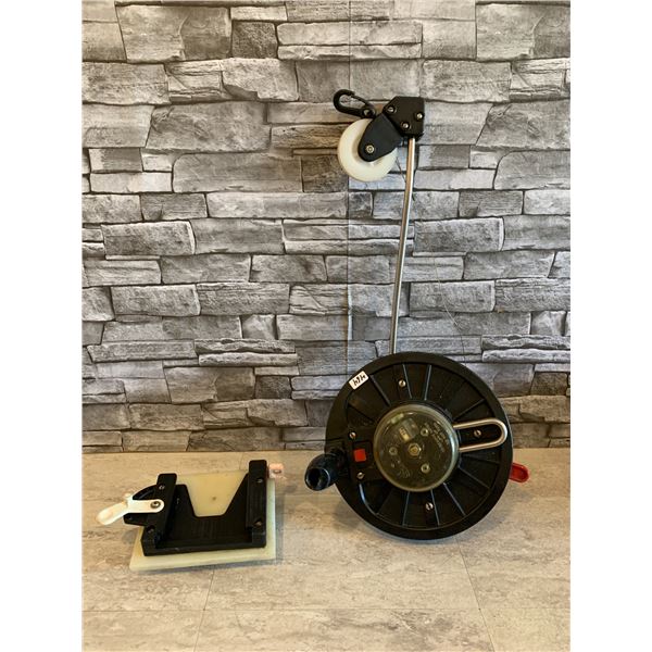 Scotty Down Rigger With Mounting Bracket