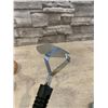 Image 4 : 4 Piece Tire Repair Tool Kit
